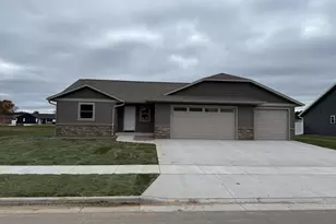 1918 Arches Dr, Holmen, WI 54636 - Photo 1