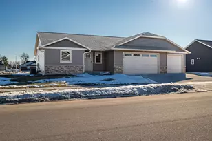 1918 Arches Dr, Holmen, WI 54636 - Photo 27