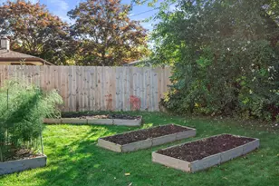 N87W18225 Queensway -, Menomonee Falls, WI 53051 - Photo 31