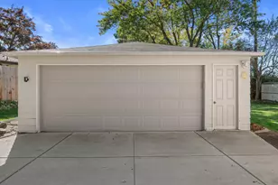 N87W18225 Queensway -, Menomonee Falls, WI 53051 - Photo 29