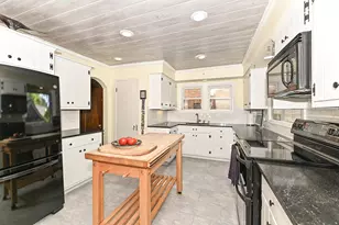 1543 N 60th St, Wauwatosa, WI 53208 - Photo 15