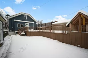 122 E Norwich St, Milwaukee, WI 53207 - Photo 29