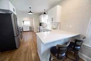 122 E Norwich St, Milwaukee, WI 53207 - Photo 7