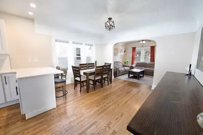 122 E Norwich St, Milwaukee, WI 53207 - Photo 5