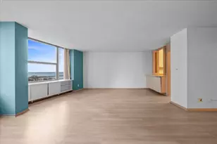 1610 N Prospect Ave, Milwaukee, WI 53202 - Photo 1