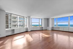 1610 N Prospect Ave, Milwaukee, WI 53202 - Photo 3