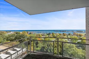 1610 N Prospect Ave, Milwaukee, WI 53202 - Photo 1