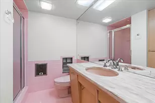 1610 N Prospect Ave, Milwaukee, WI 53202 - Photo 19