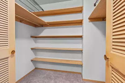 1610 N Prospect Ave #506, Milwaukee, WI 53202 - Photo 15