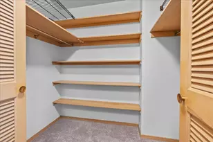 1610 N Prospect Ave, Milwaukee, WI 53202 - Photo 15