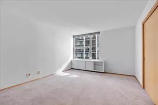 1610 N Prospect Ave, Milwaukee, WI 53202 - Photo 17