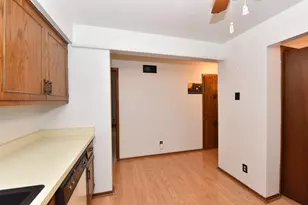 3239 S 58th St, Milwaukee, WI 53219 - Photo 15