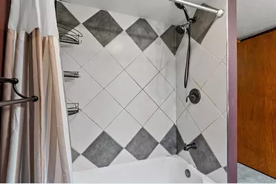 3608  Menasha Ave, Manitowoc, WI 54220 - Photo 31