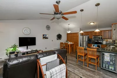 513  Lawson School Rd #8, Delavan, WI 53115 - Photo 5