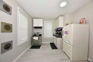 2166 S 6th St, Milwaukee, WI 53215 - Photo 15