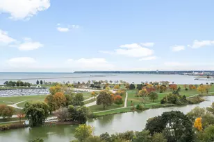 1610 N Prospect Ave, Milwaukee, WI 53202 - Photo 1