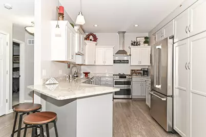 317  Trailview Xing #15, Racine, WI 53185 - Photo 19