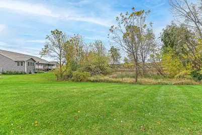 317  Trailview Xing #15, Racine, WI 53185 - Photo 39