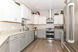 317 Trailview Crossing, Racine, WI 53185 - Photo 17