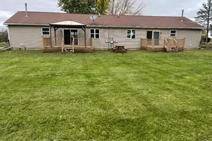 939 Legion Dr, Twin Lakes, WI 53181 - Photo 9