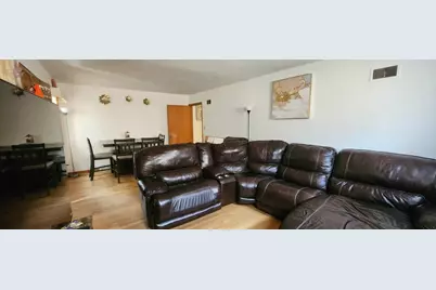 5355 N 33rd St, Milwaukee, WI 53209 - Photo 3