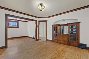 817 E Otjen St, Milwaukee, WI 53207 - Photo 11