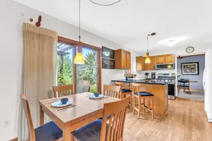 2520 Amber Ln, Racine, WI 53406 - Photo 5