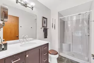 2520 Amber Ln, Racine, WI 53406 - Photo 23