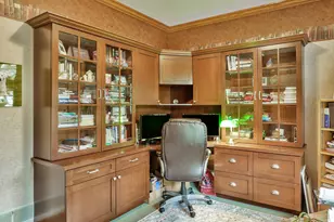 8505 S 68th St, Franklin, WI 53132 - Photo 15