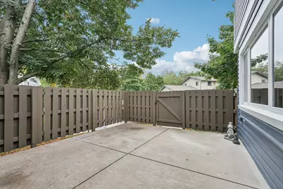 N76W14595  North Point Ct, Menomonee Falls, WI 53051 - Photo 3