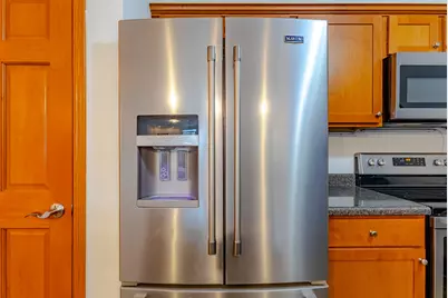 230  Hilldale Dr #1112, Hartford, WI 53027 - Photo 9