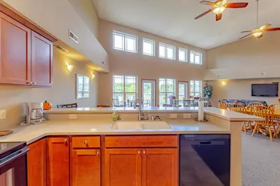 230  Hilldale Dr #1112, Hartford, WI 53027 - Photo 25