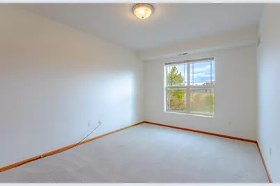230  Hilldale Dr #1112, Hartford, WI 53027 - Photo 19