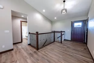 1957 Golden Gate Wy, Holmen, WI 54636 - Photo 9