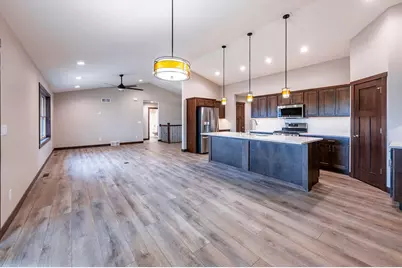 1957  Golden Gate Way, Holmen, WI 54636 - Photo 9