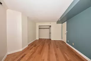 1633 N Prospect Ave, Milwaukee, WI 53202 - Photo 17