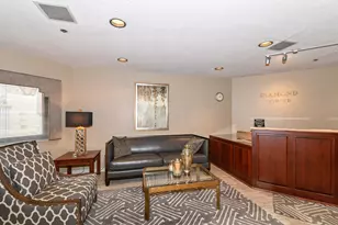 1633 N Prospect Ave, Milwaukee, WI 53202 - Photo 29