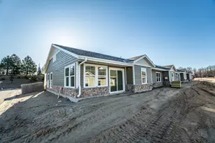 1102 Harbor Ave, West Bend, WI 53095 - Photo 23