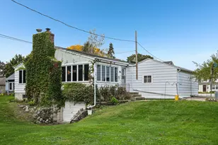 1343 Hillside Dr, Waukesha, WI 53186 - Photo 35