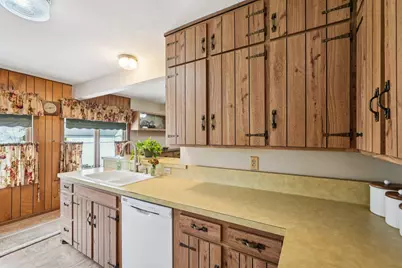 1343  Hillside Dr, Waukesha, WI 53186 - Photo 21