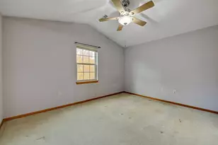 18520 Emerald Cir, Brookfield, WI 53045 - Photo 11