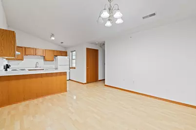 18520  Emerald Cir #F, Brookfield, WI 53045 - Photo 3