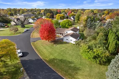 2601  Oakwood Cir, Oshkosh, WI 54904 - Photo 27