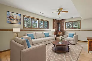 2601 Oakwood Cir, Oshkosh, WI 54904 - Photo 11