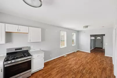 3468 N Richards St, Milwaukee, WI 53212 - Photo 5