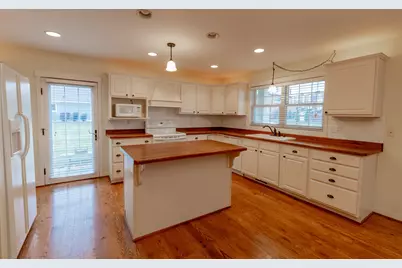 1034  Wisconsin Ave, Sheboygan, WI 53081 - Photo 5