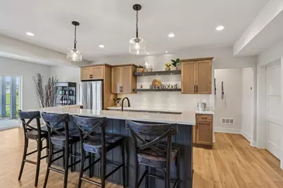 W198N4955  Hickory St, Menomonee Falls, WI 53051 - Photo 49