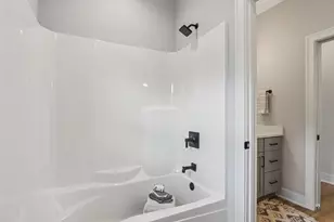 W198N4955 Hickory St, Menomonee Falls, WI 53051 - Photo 29