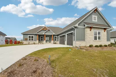 W198N4955  Hickory St, Menomonee Falls, WI 53051 - Photo 67