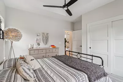 W198N4955  Hickory St, Menomonee Falls, WI 53051 - Photo 25